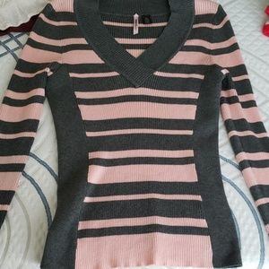 Stretchy long sleeve